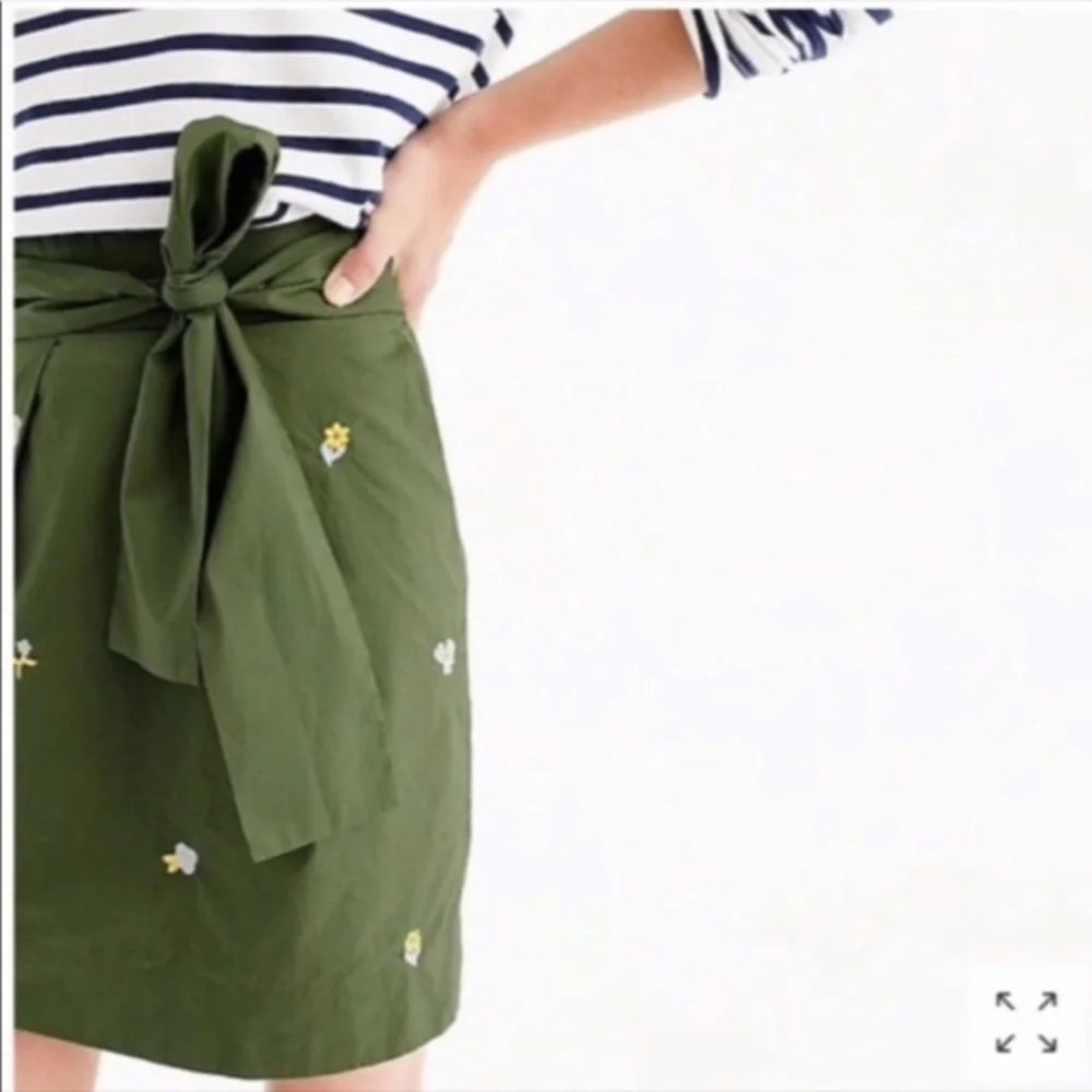 🍃 J.Crew Floral Embroidered Tie-Waist Skirt – Size 2